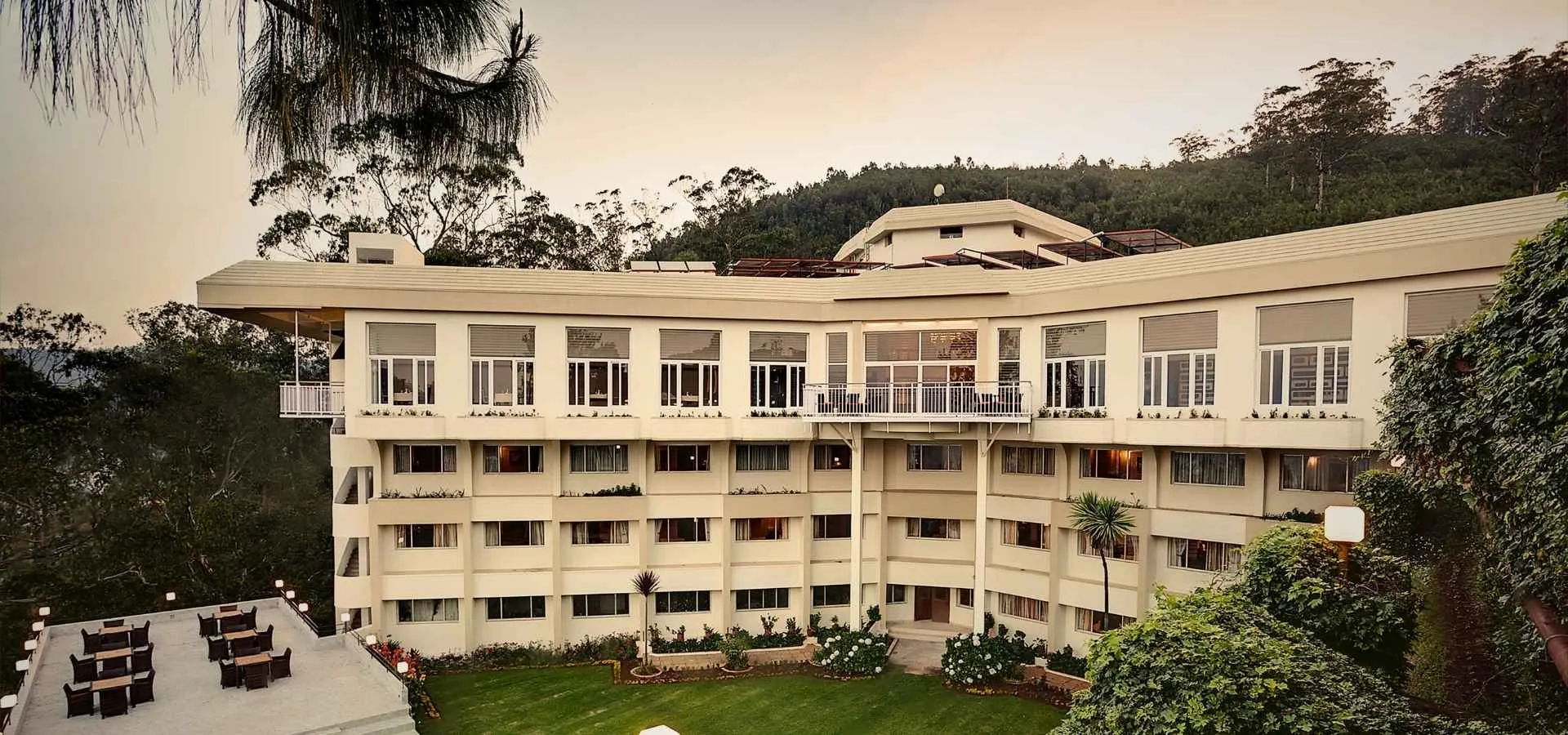 Sinclairs Retreat Ooty view